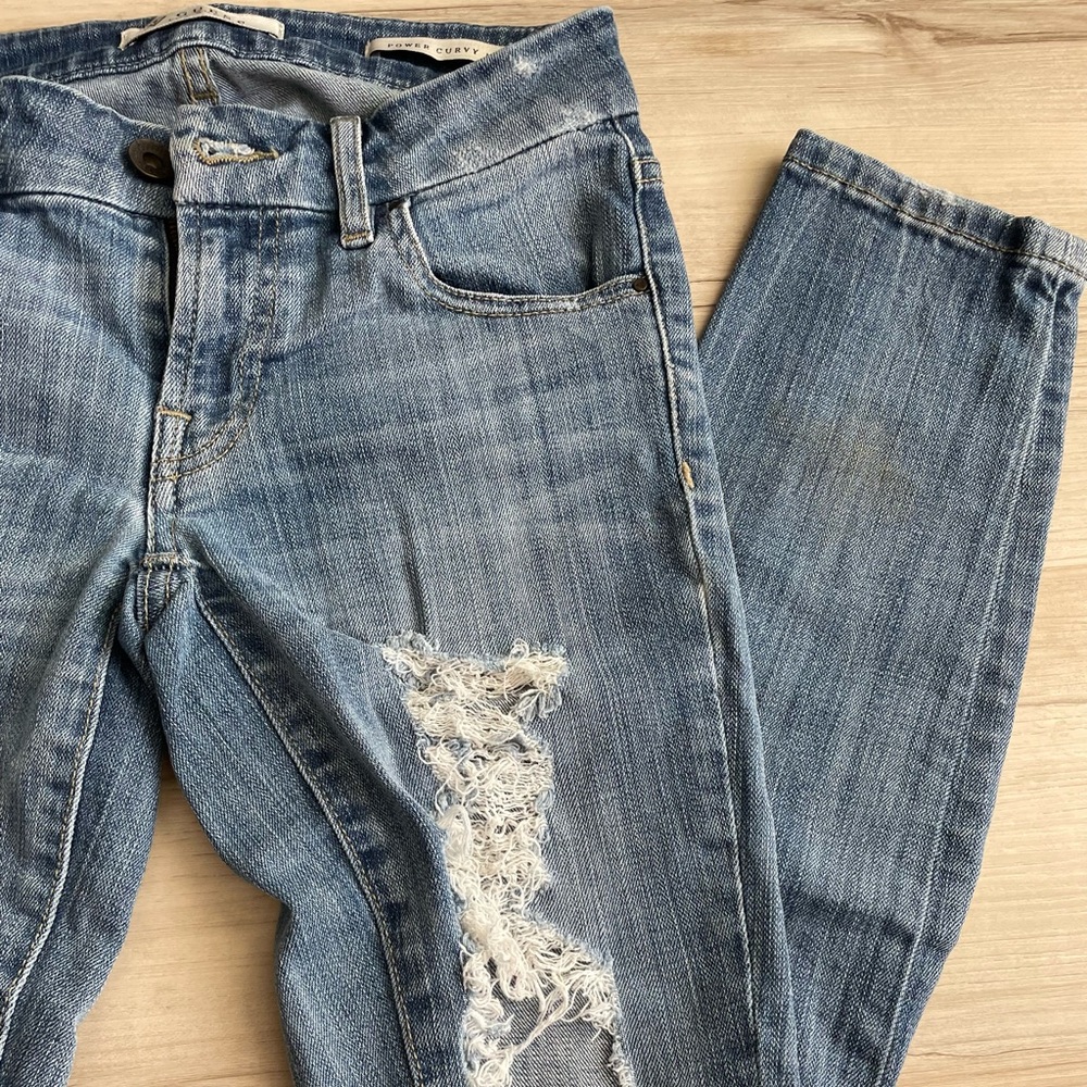 Guess Ripped Power Curve Mid Jeans - Picture 7 of 12